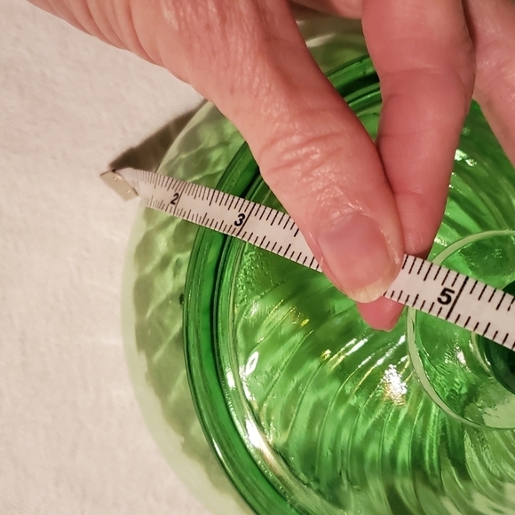 Vintage Spiral Green Hocking Glass Bowl (1928-30) with Lid Depression Glass - Picture 15 of 15